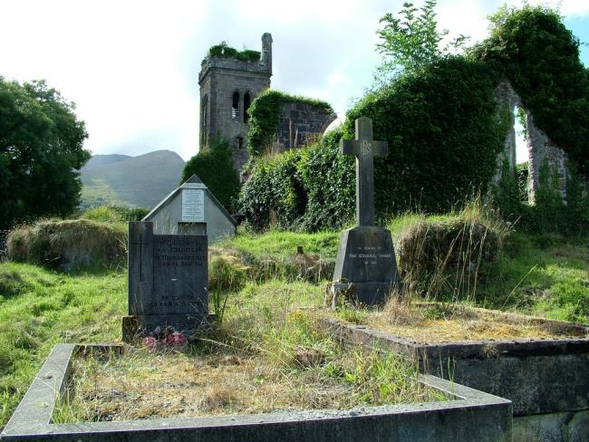 The old burial ground, Cloghane